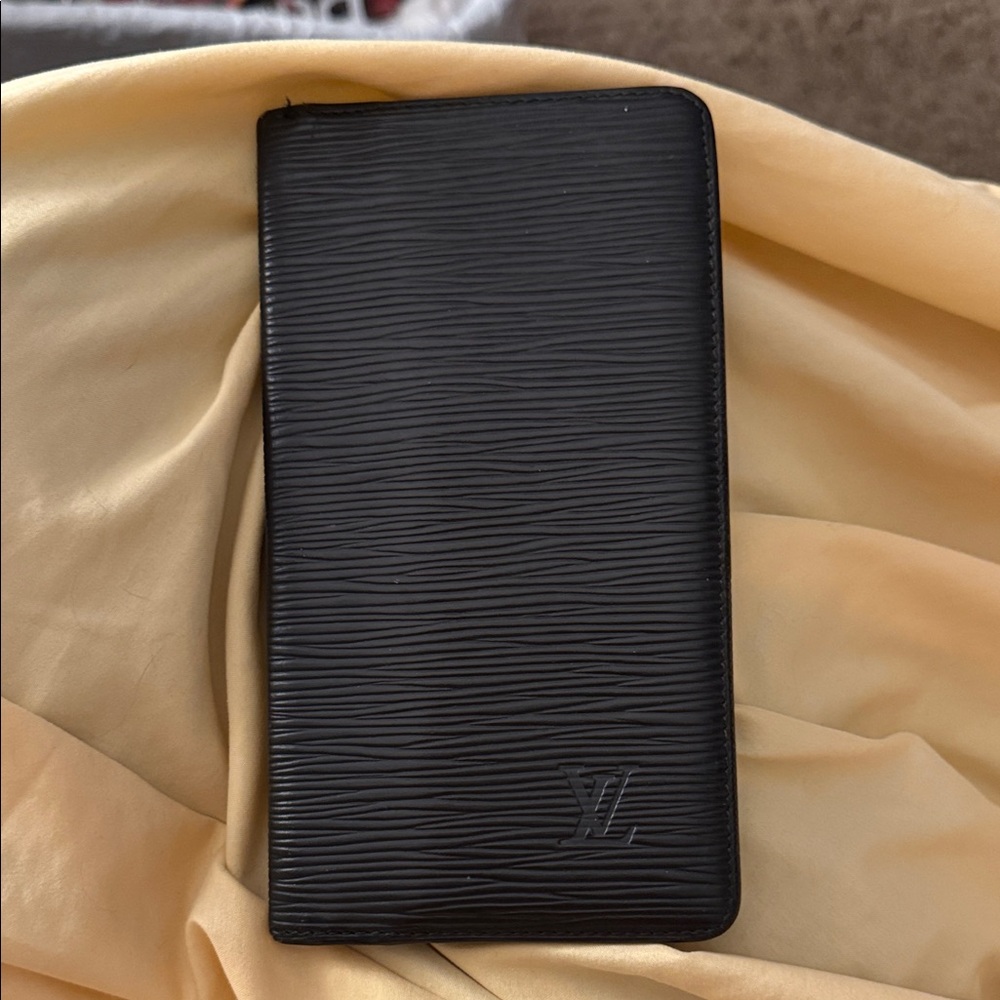 Louis Vuitton Textured Black Wallet